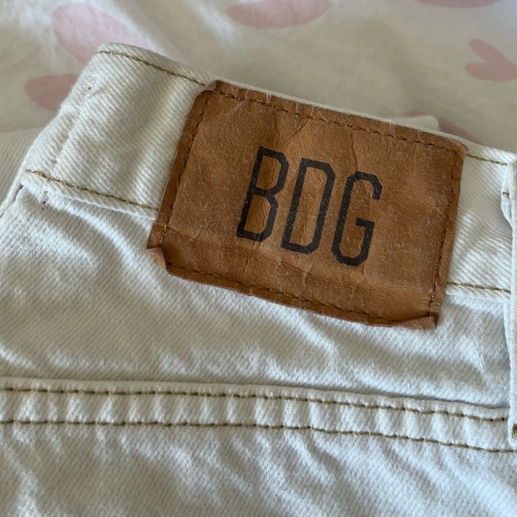 URBAN OUTFITTERS BDG cream cowboy jeans - Picture 5 of 5